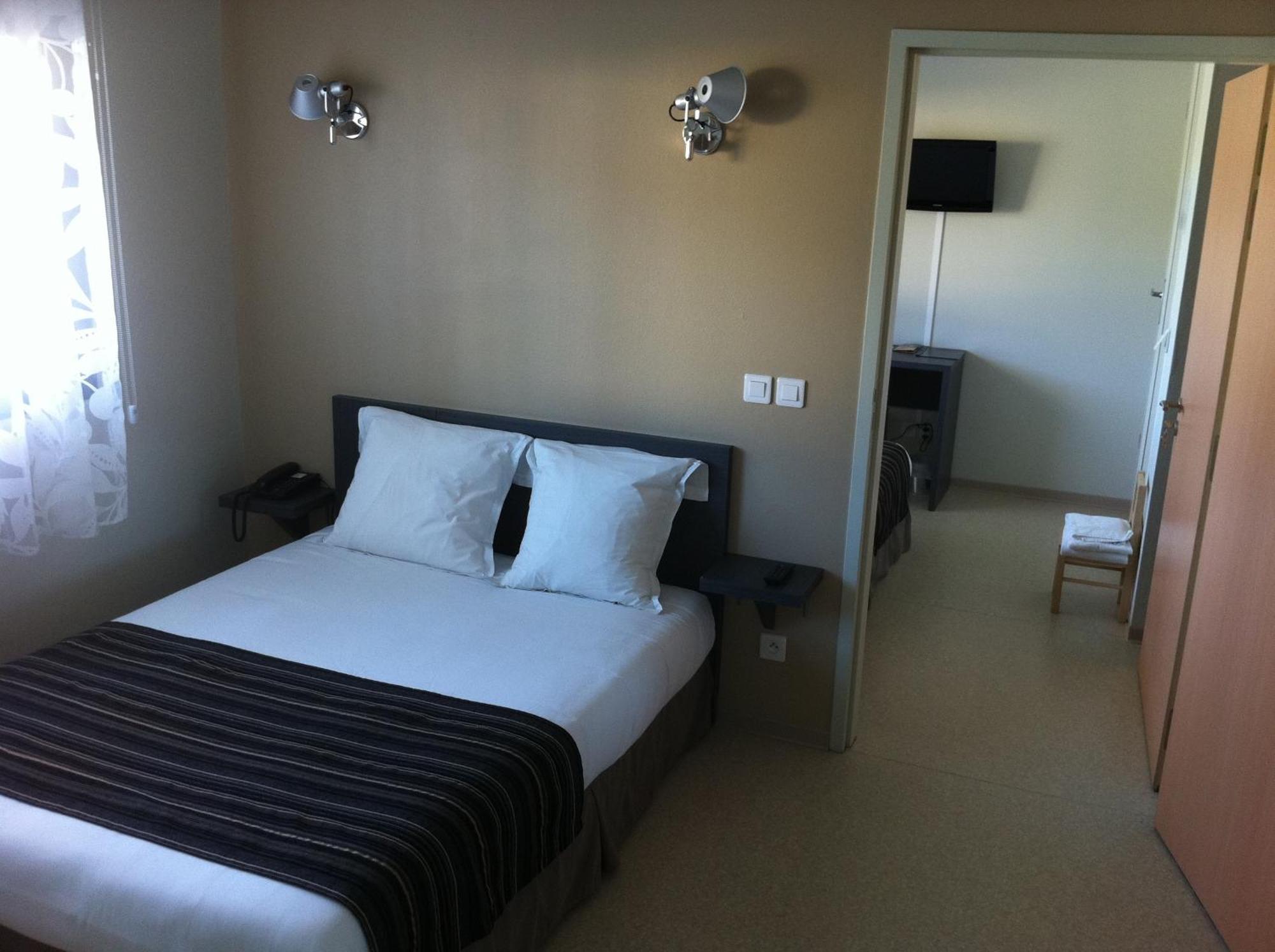 Fasthotel Le Rale Des Genets - Un Hotel Fh Collection Dun-sur-Meuse Екстериор снимка